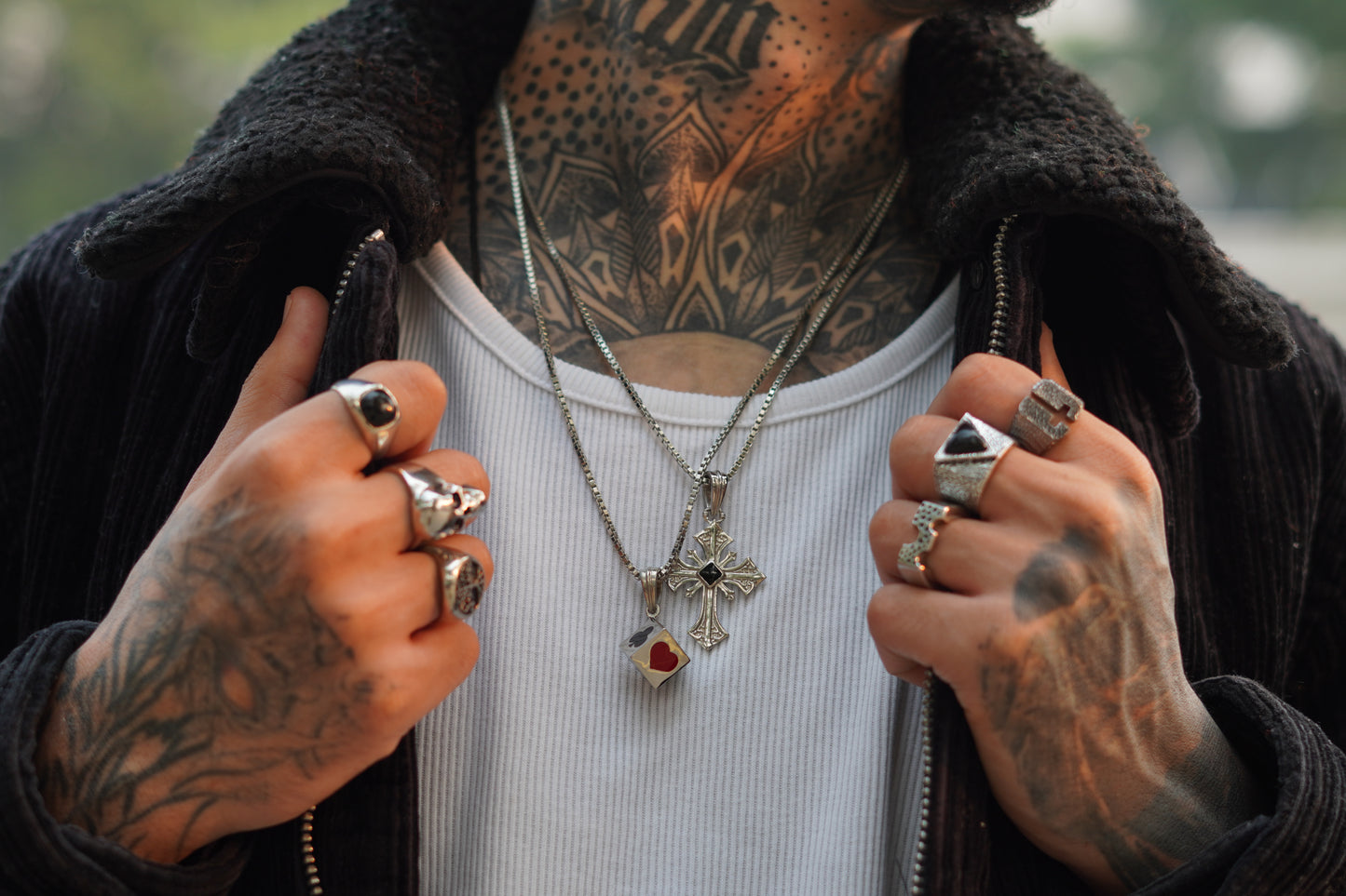 Roohan 925 Sterling Silver Dice Pendant