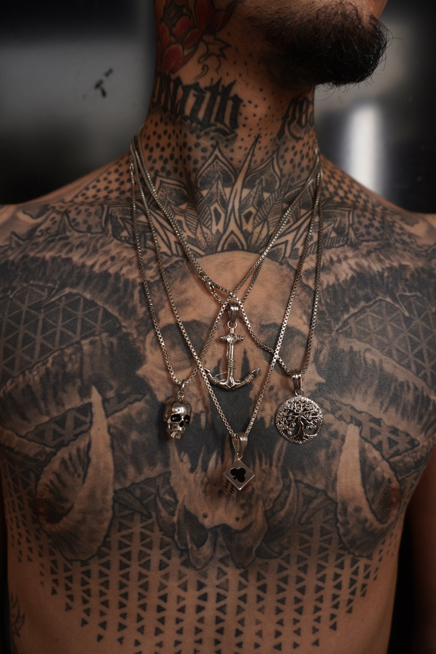 Roohan 925 Sterling Silver Dice Pendant