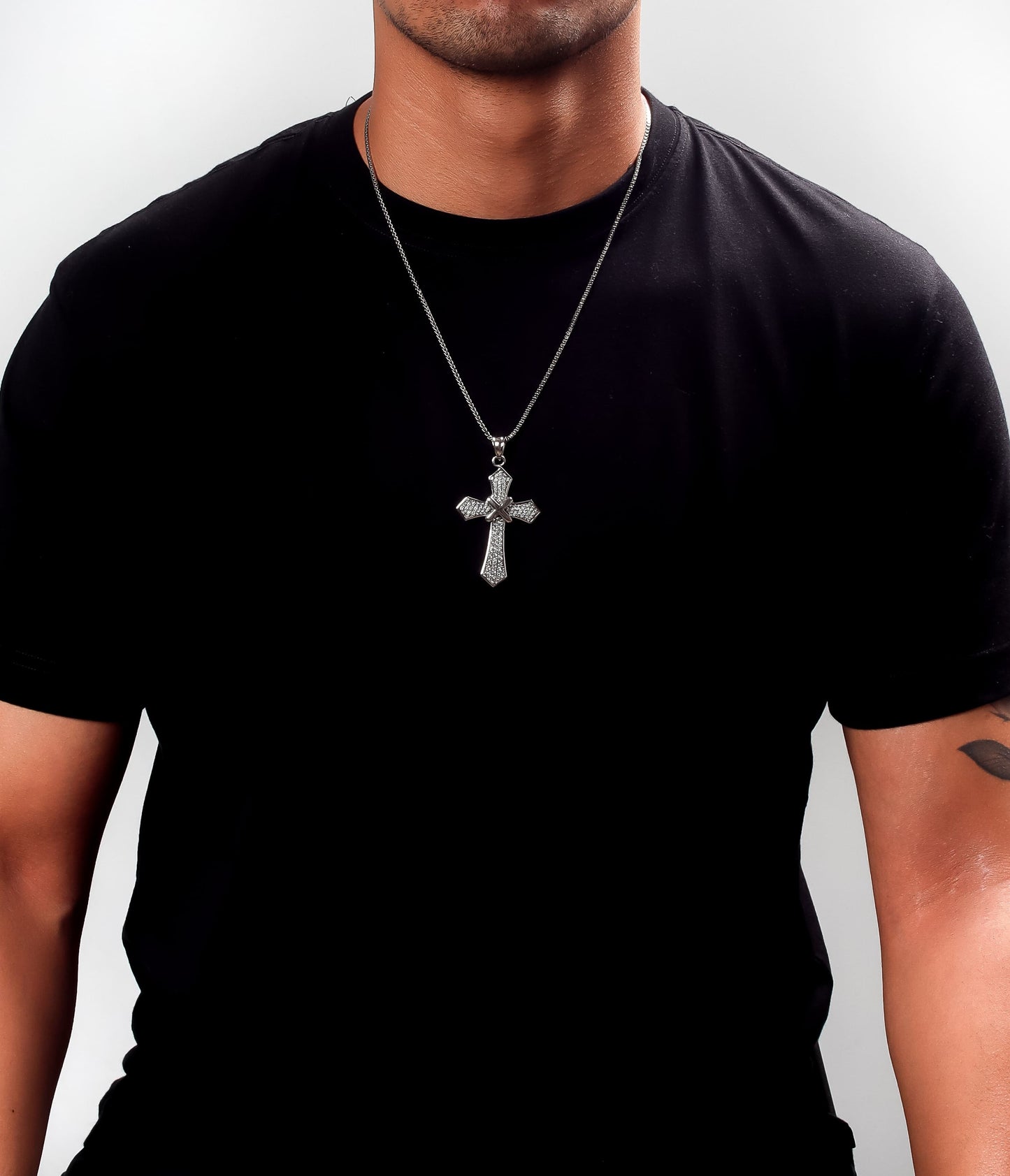 Roohan Iced Out Cross Pendant 4.0