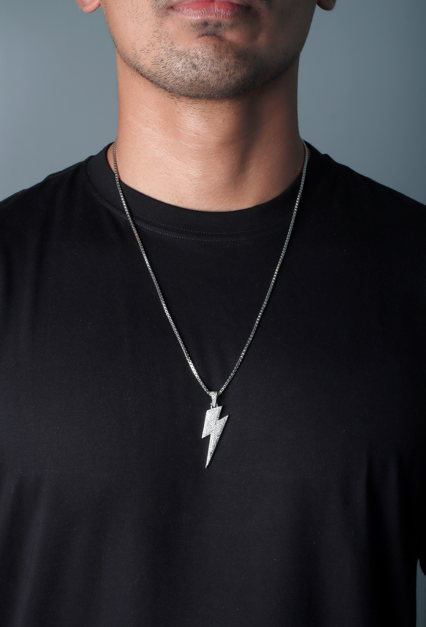 Roohan Iced Out Flash Pendant(Thunder White)